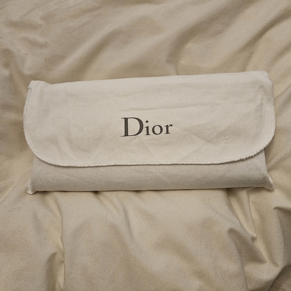 Lady Dior wallet on chain with silver hardware - Picture 6 of 13